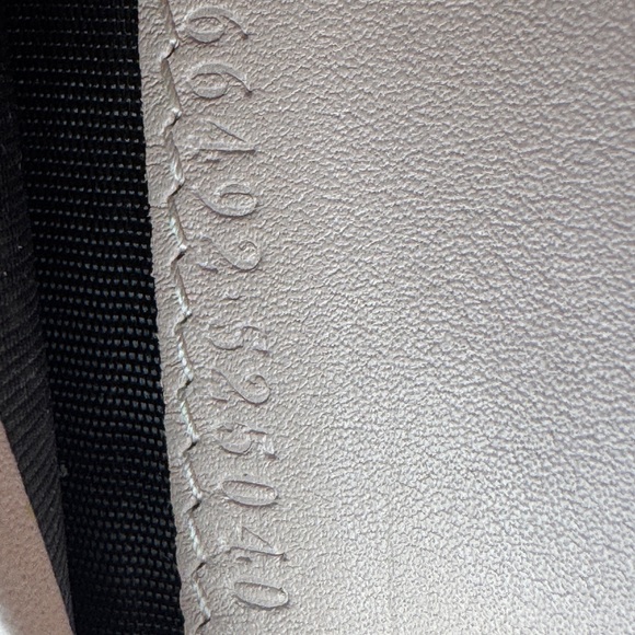 Gucci GG Marmont Pink Quilted Leather Bifold Wallet/ Card Case - Picture 6 of 13